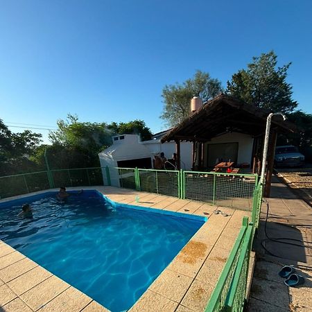 Villa Refugio De Nestor à Villa Parque Siquiman Extérieur photo
